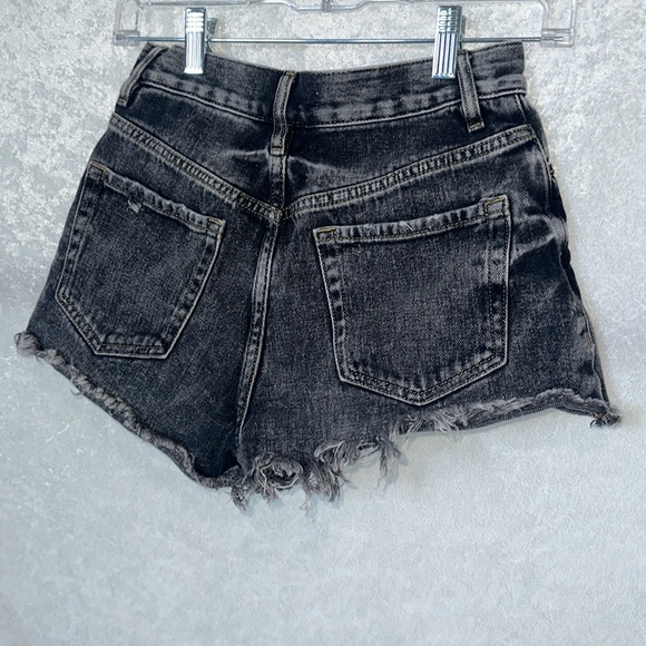 PacSun Vintage Highrise denim shorts - Picture 2 of 5